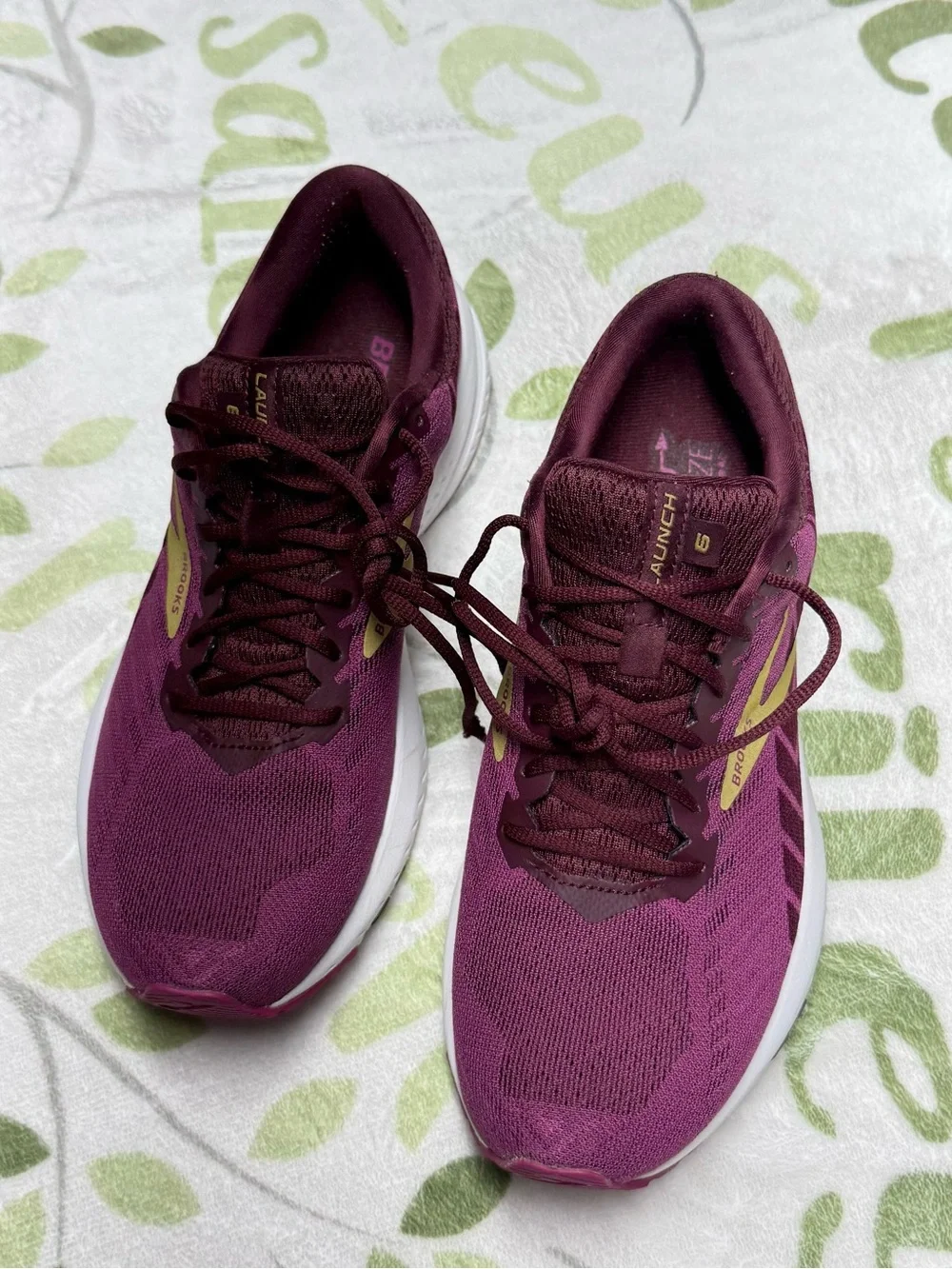 Brooks Launch 6 Women’s Running Shoes Purple White Mesh Lace-Up Sneakers US 9.5